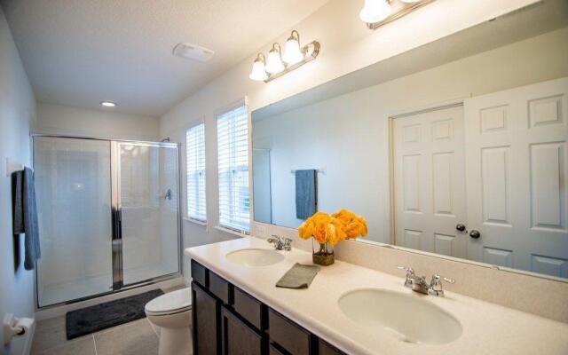 The Shires Westhaven 1005