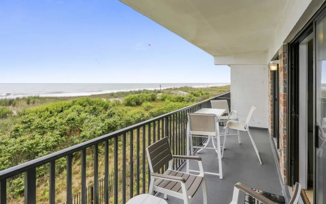 Bimini 105 2 Bedroom Condo by RedAwning