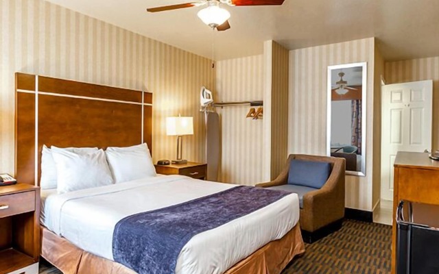 Harbor House Inn Morro Bay