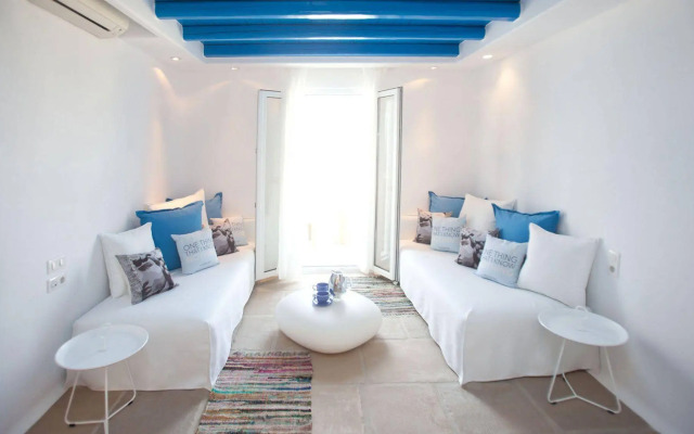 Golden Sun Hotel