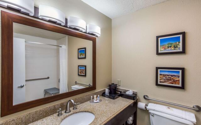 Quality Inn Charleston South