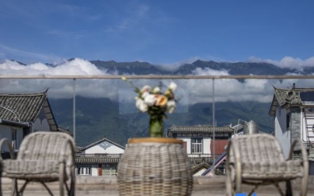 Wuwei Puruo Lake View Hotel – Outside – Dali