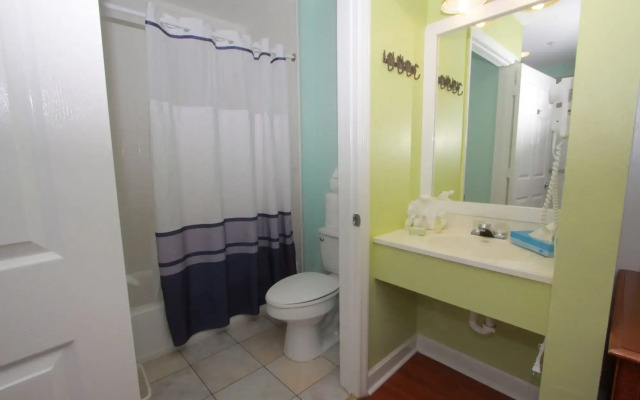 The Lighthouse Resort Inn & Suites