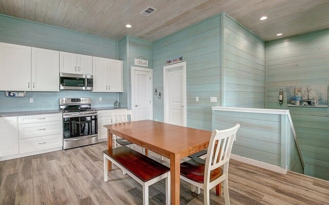 Copano Sunset #9 3 Bedroom Home by Redawning
