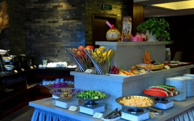 Yiwu Byland World Hotel