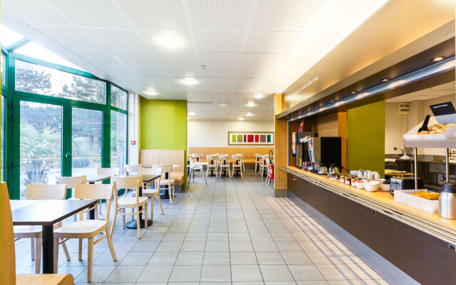 B&B HOTEL Orly Rungis Aéroport