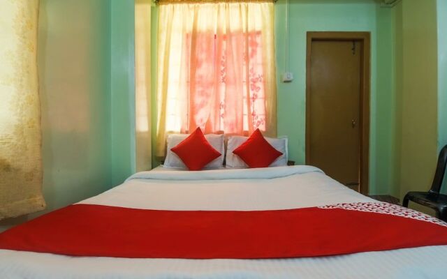 OYO 18330 Stay At Jo's Guest House