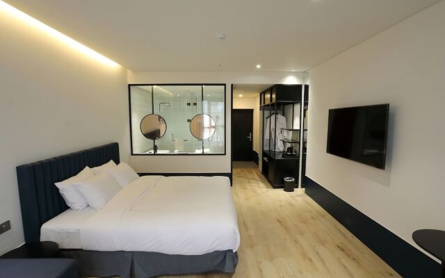 Orchid Hotel