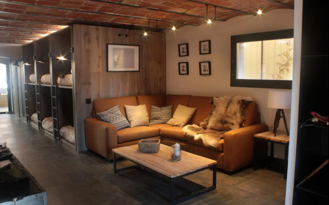 Amaroq Explorers BaseCamp