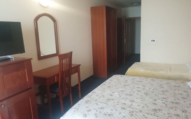 Hotel Miramare Njivice