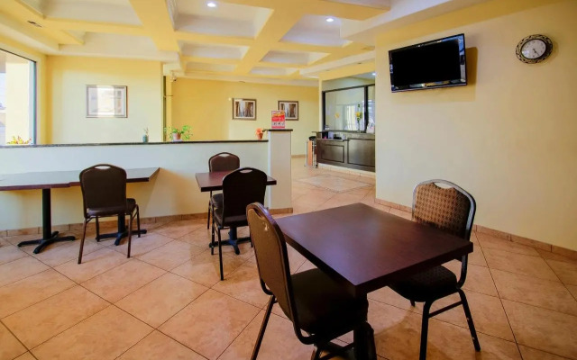 Super 8 Washington/greenville Area