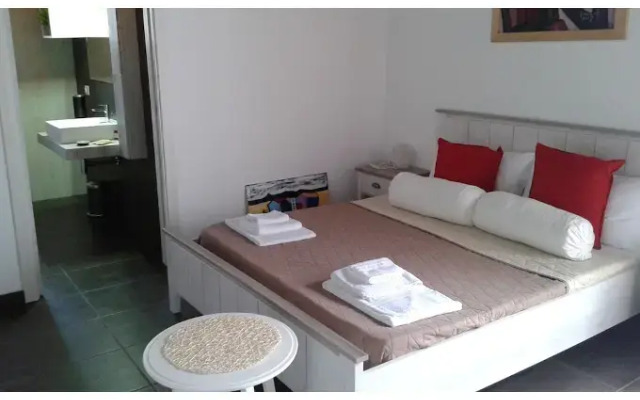 Apollonion Country House