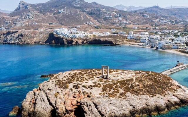 Independent AGAPITOS APART , 2BDRM, private patio