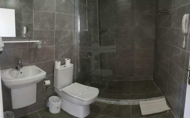 Kum Hotel