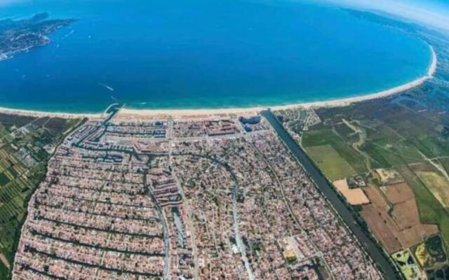 Bahia1-7-96 apt 1ere ligne mer