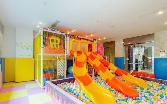 Ramada Plaza Liuzhou Liudong