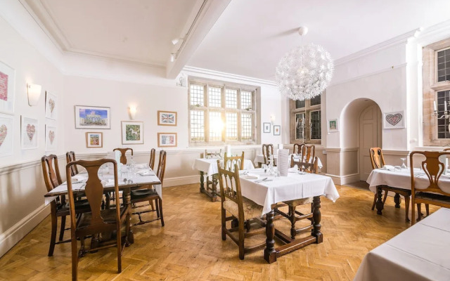 The Amberley Inn
