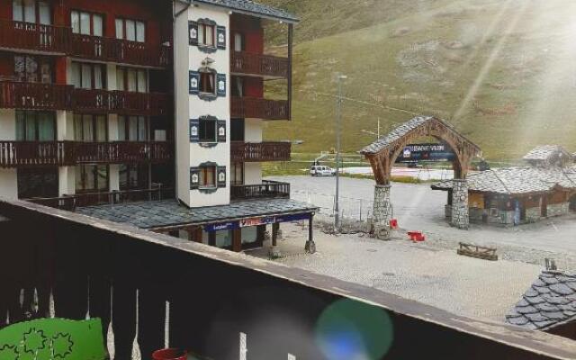 Studio Au Pied Des Pistes Et Funiculaire