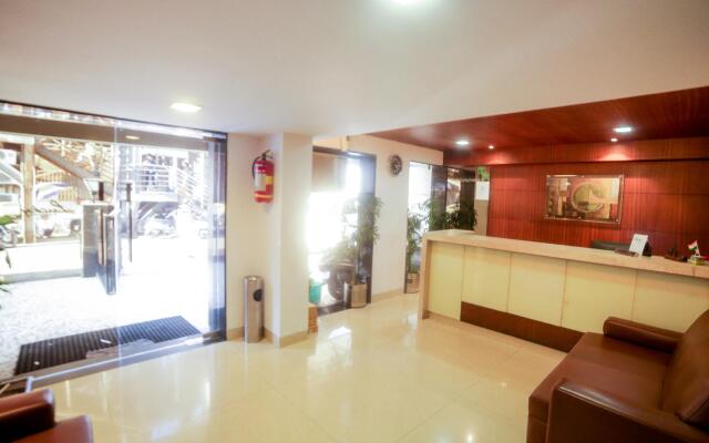 Lucky Hotel Bandra