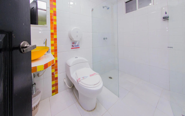 Hotel Marina Suites By Geh Suites