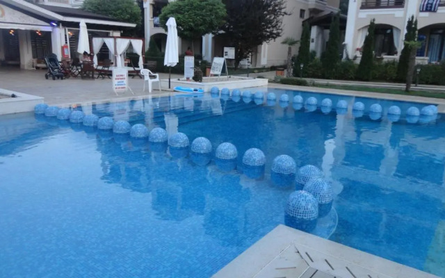 Apartment in Green Beach Resort Kavatsi