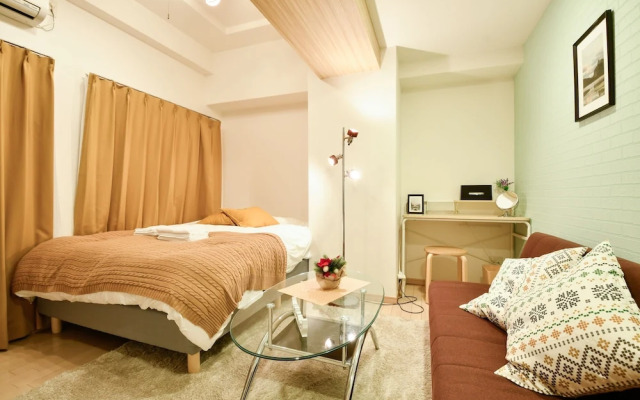 City Street Inn 307 PH211