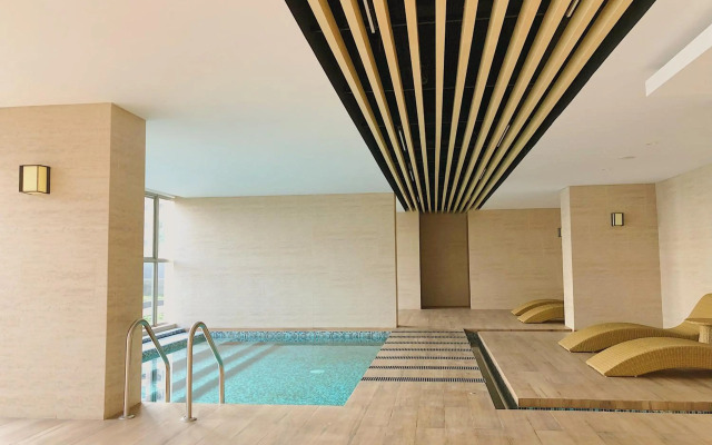 Gold Coast PIK Sea View Apartments by LongeSuites