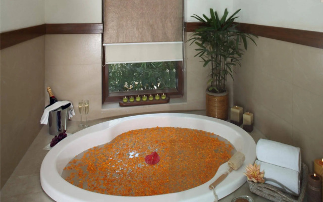 Jaypee Greens Golf & Spa Resort