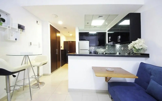 Silk Valley - Ample Studio near The Walk