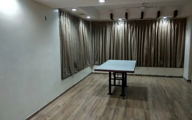 JK Rooms 122 Shaheen Lodging & Boarding