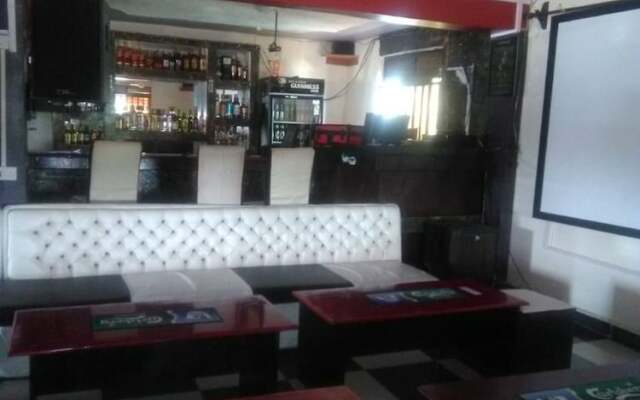Lakers Tavern Lounge