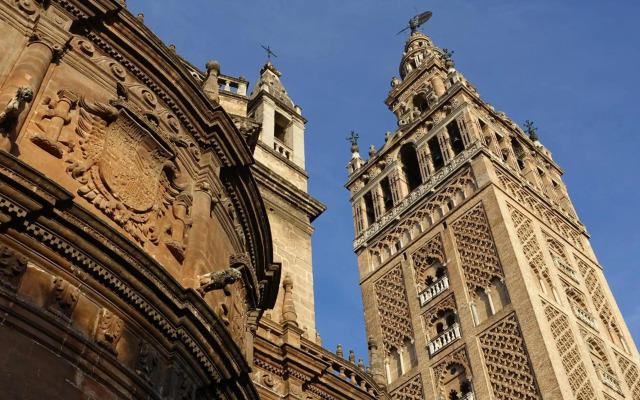 Otumba by SevillaLuxurySuites