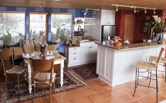 Casa Gallina - An Artisan Inn