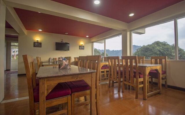 OYO 18536 Batasia Guest House