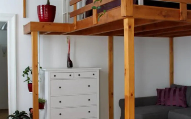 Opera Classical Comfort Apartment