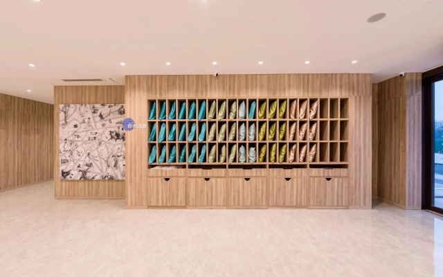 Hanting Premium(Xinyi Road, Zhengzhou East Railway