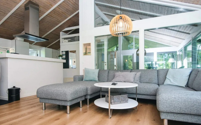 8 Person Holiday Home in Bindslev-by Traum