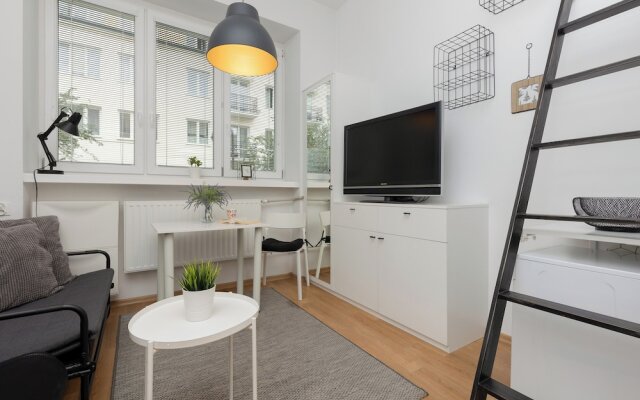 Cozy Studio Wola by Renters