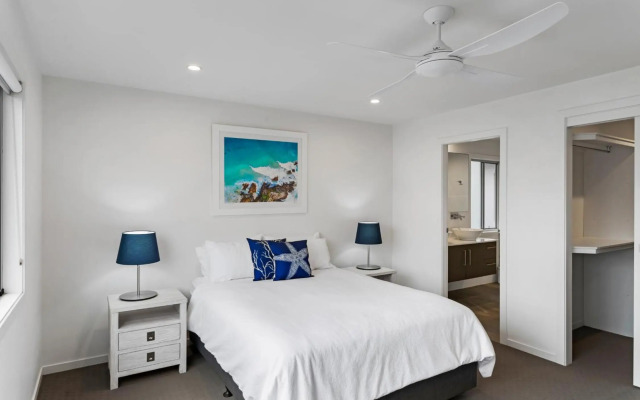 Lennox Retreat