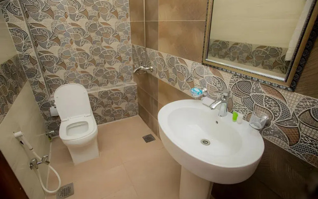 Hotel White Season Gulberg