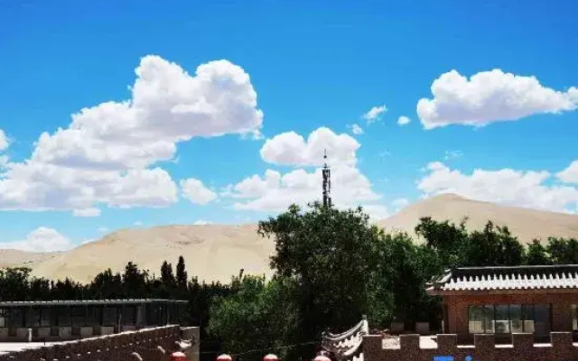 Huanxisha Hostel