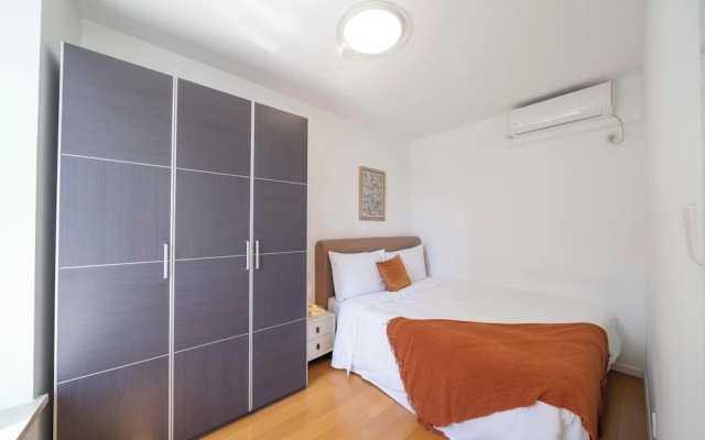 Tyms 1BR 1BA Apt Yongxin Century