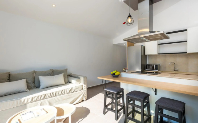 T Hotel Premium Suites