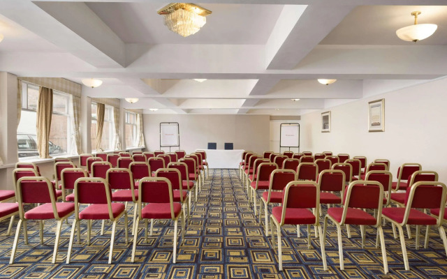 Ramada by Wyndham Loughborough Hotel