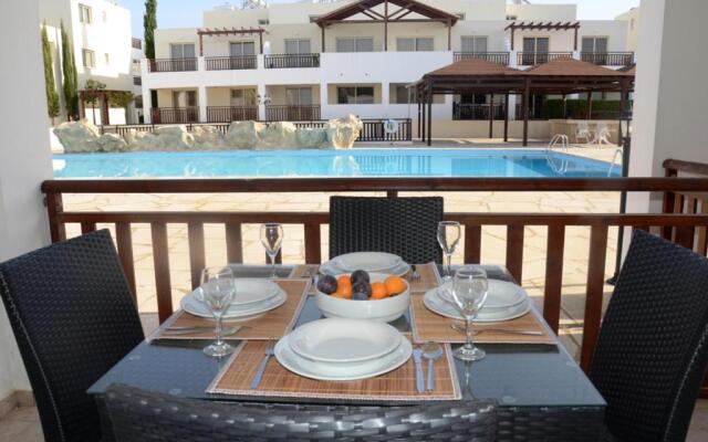 Studio with shower room E3, full kitchen, poolside, FREE WIFI