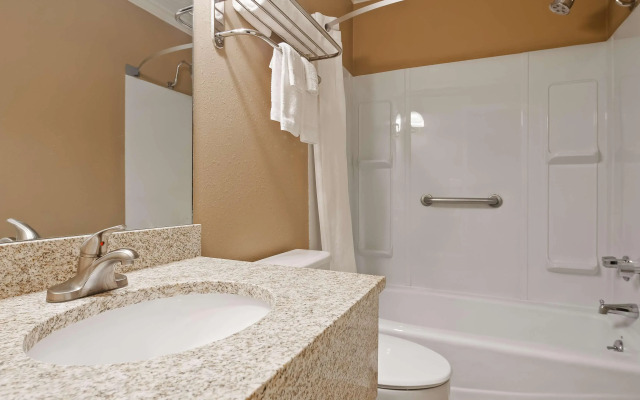 SureStay Hotel by Best Western Cameron