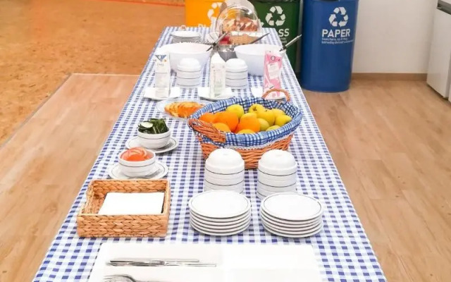 AKTION Peniche Hostel & Apartments