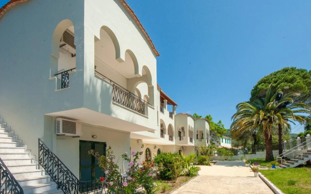 Vassilis Paradise Garden