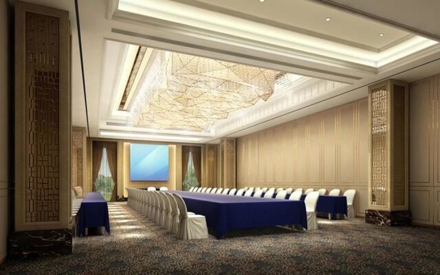 Nanjing Crystal Executive Apartment