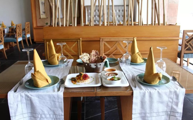 Taj Damdama Lake Resort & Spa, Gurugram